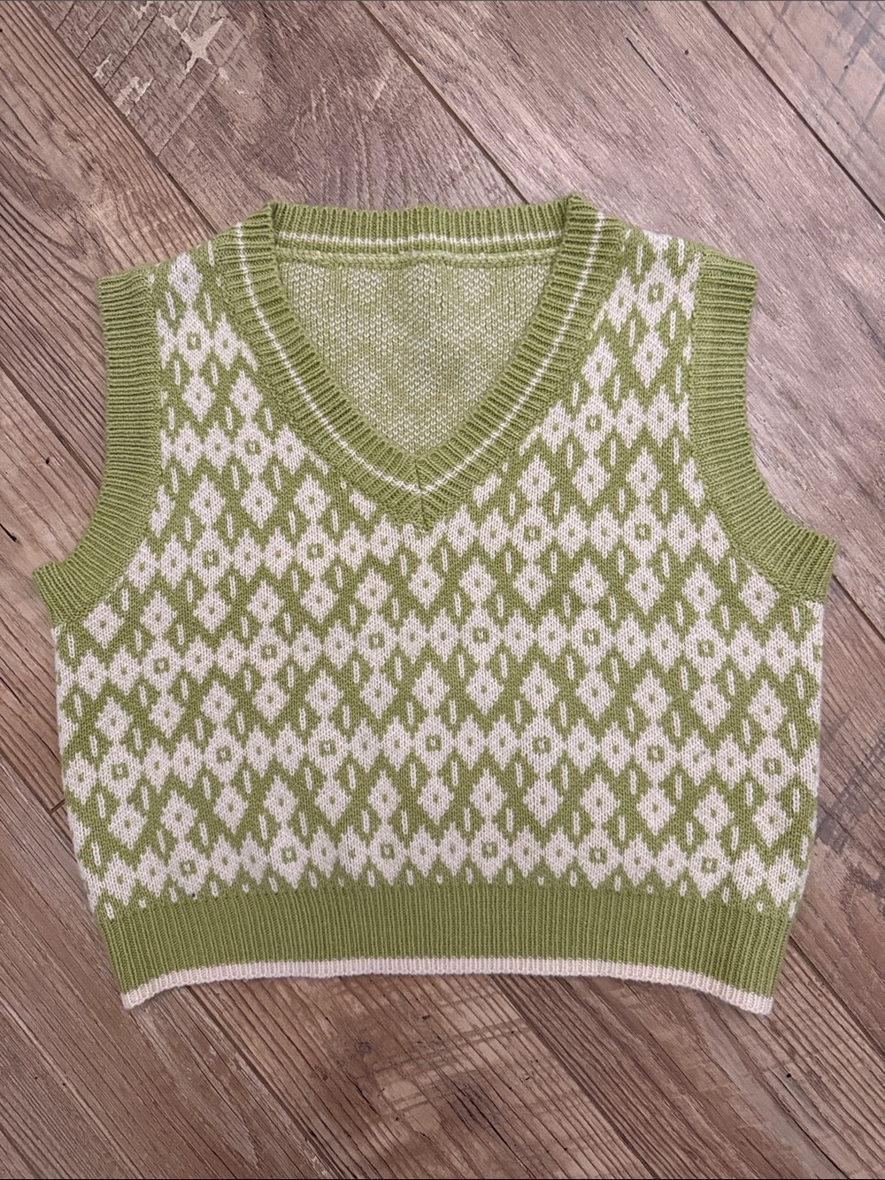 Green cropped V-Neck Knit Sweater Vest
